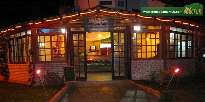 Salão de café na véspera de Natal